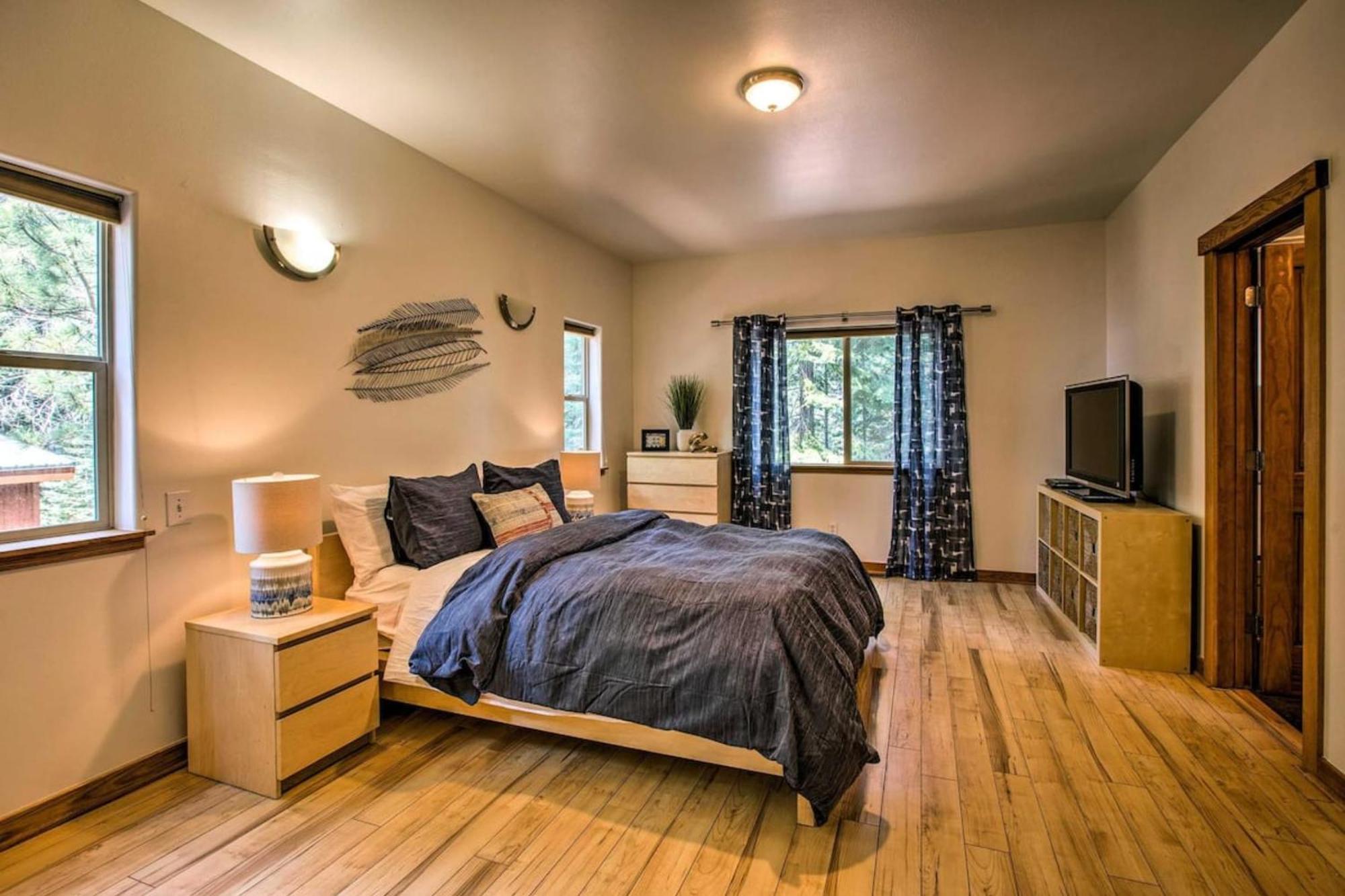 Moosetrack By Avantstay Cozy Cabin In The Of Tahoe Donner W Hot Tub تروكي المظهر الخارجي الصورة