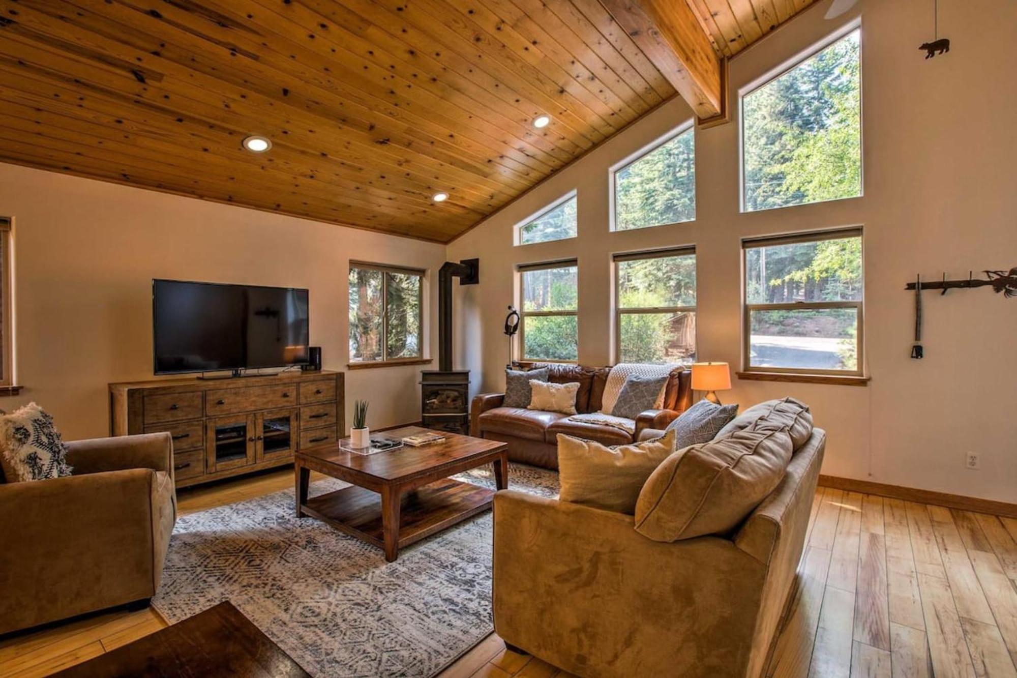 Moosetrack By Avantstay Cozy Cabin In The Of Tahoe Donner W Hot Tub تروكي المظهر الخارجي الصورة